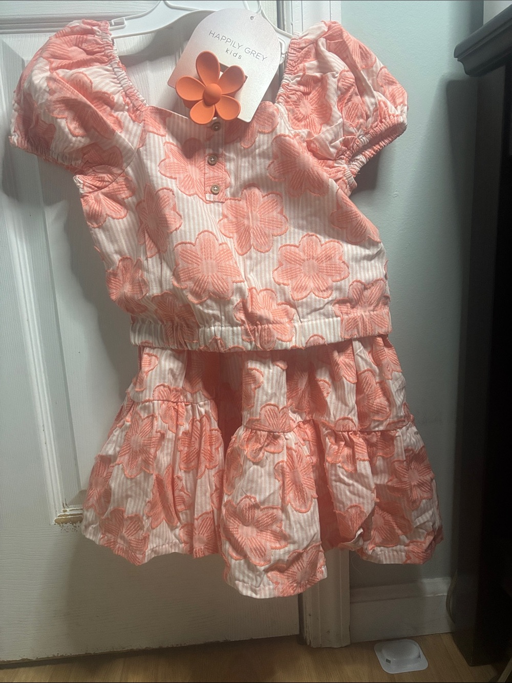Happily Grey Kids Pink Floral Two-Piece Set with Puff Sleeves